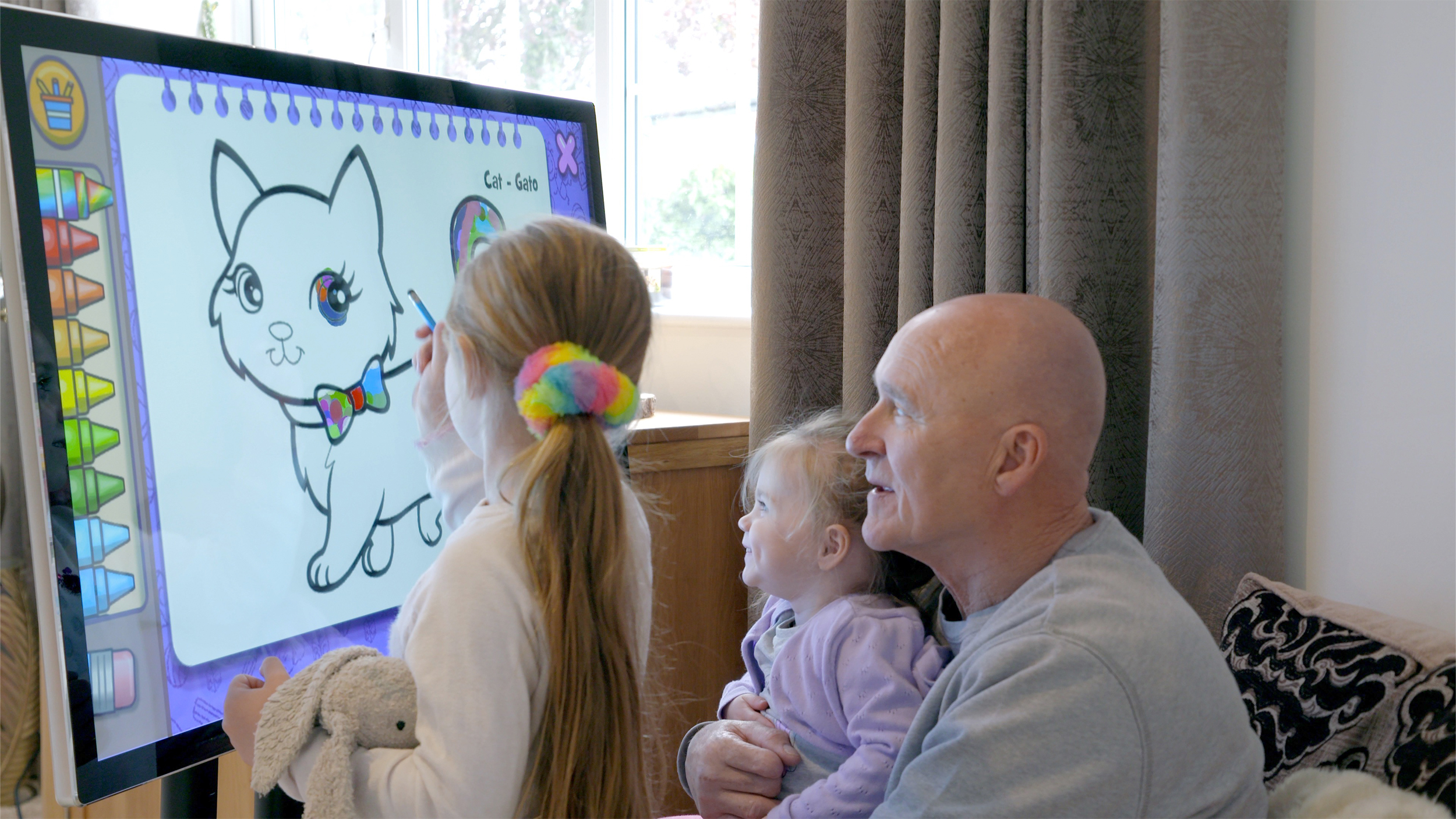 interactive touch screen learning drawing family activities